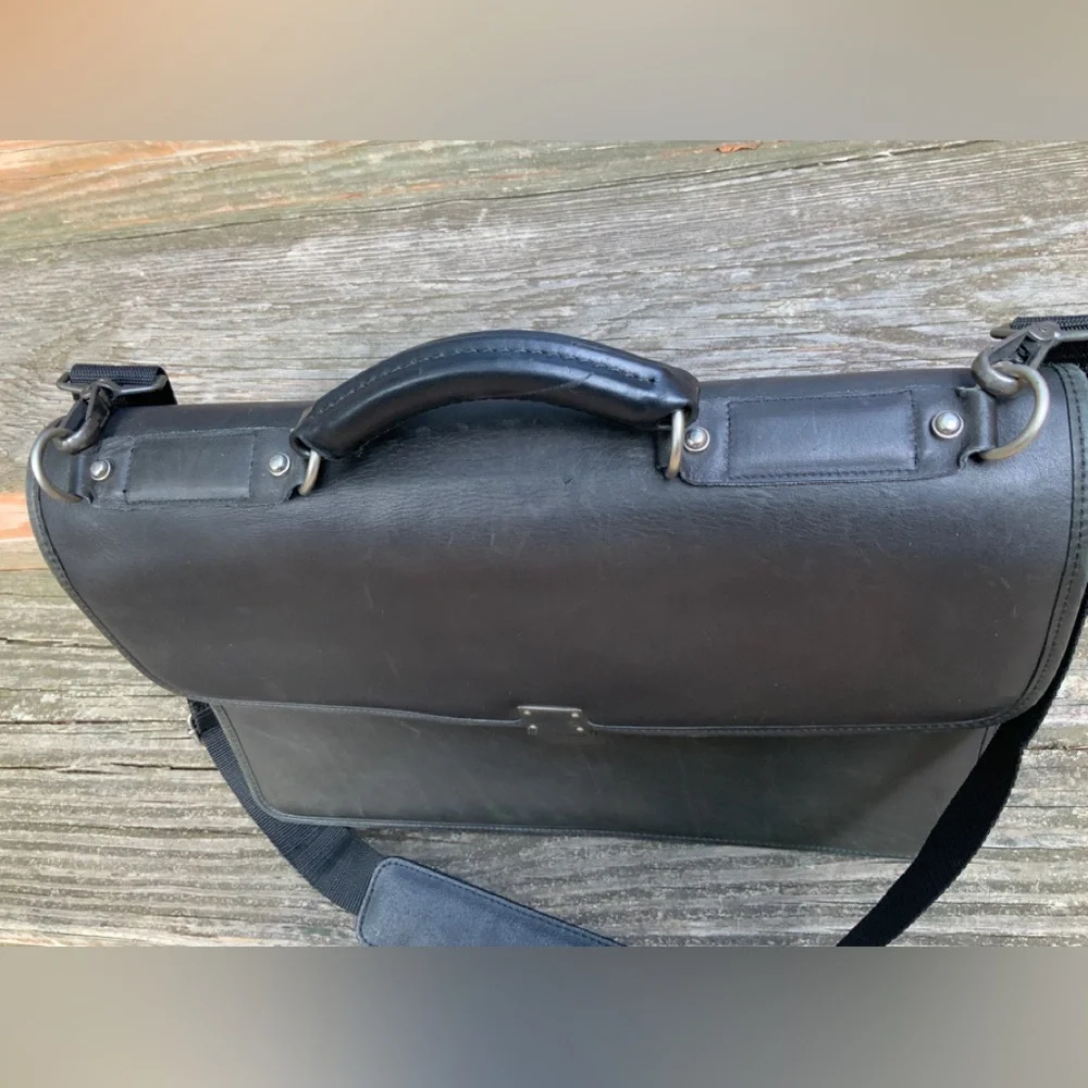 EUC, LUXURY QUALITY LEATHER ATTACHÉ. Jack Georges USA